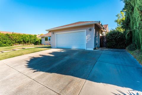 776 Chestnut Dr, Fairfield, CA 94533 photo 2