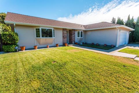 776 Chestnut Dr, Fairfield, CA 94533 photo 3