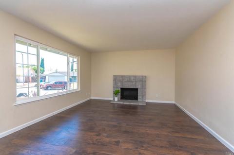 164 Rutgers Ct, Vallejo, CA 94589 photo 4