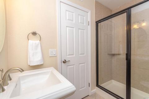 164 Rutgers Ct, Vallejo, CA 94589 photo 15