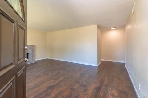 164 Rutgers Ct, Vallejo, CA 94589 photo 3