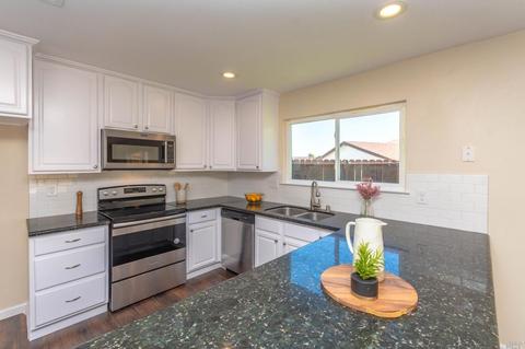 164 Rutgers Ct, Vallejo, CA 94589 photo 6