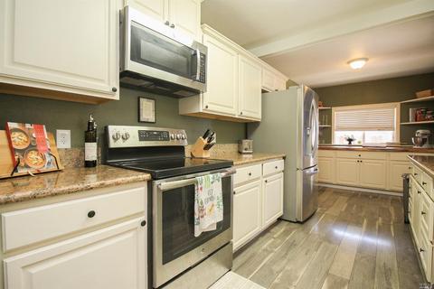 810 Elm Dr, Dixon, CA 95620 photo 10
