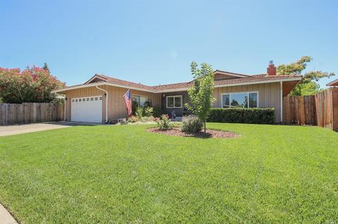 810 Elm Dr, Dixon, CA 95620 photo 3