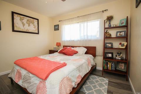 810 Elm Dr, Dixon, CA 95620 photo 24