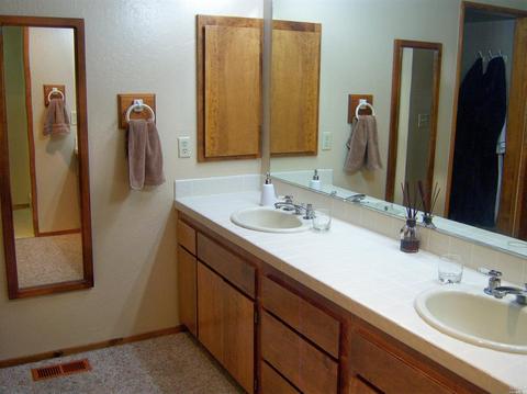 Undisclosed, Willits, CA 95490 photo 31