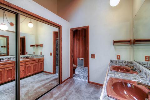 913 Valley View Dr, Healdsburg, CA 95448 photo 13