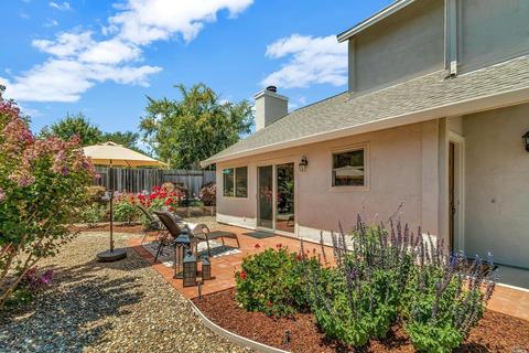 572 Willow Ct, Benicia, CA 94510 photo 3