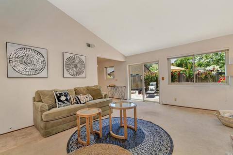 572 Willow Ct, Benicia, CA 94510 photo 9
