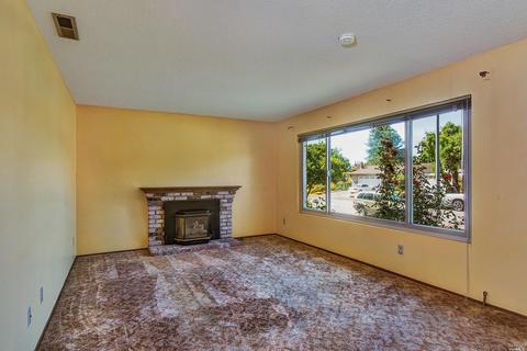 843 Echo Ct, Petaluma, CA 94954 photo 4