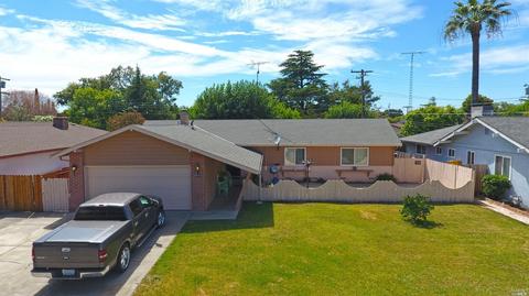 220 S 8th St, Dixon, CA 95620 photo 3