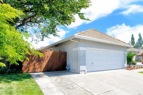 401 Rolling Oak Dr, Vacaville, CA 95688 photo 4
