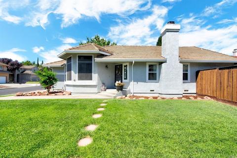 401 Rolling Oak Dr, Vacaville, CA 95688 photo 5