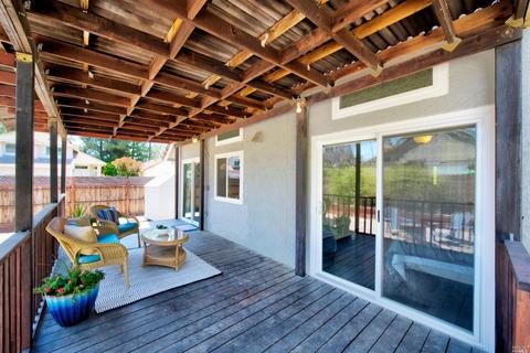 401 Rolling Oak Dr, Vacaville, CA 95688 photo 40
