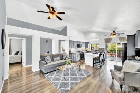 401 Rolling Oak Dr, Vacaville, CA 95688 photo 10