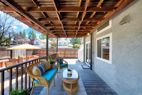401 Rolling Oak Dr, Vacaville, CA 95688 photo 41