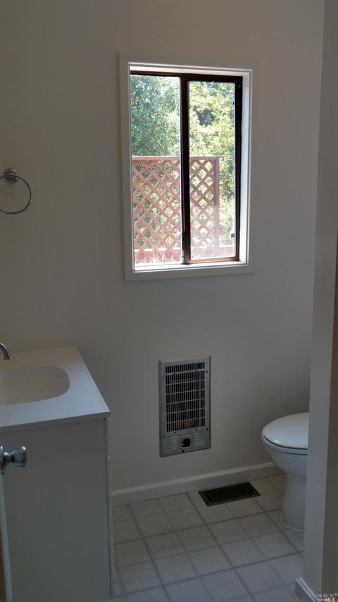 724 Olive St, Petaluma, CA 94952 photo 28