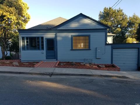 724 Olive St, Petaluma, CA 94952 photo 2