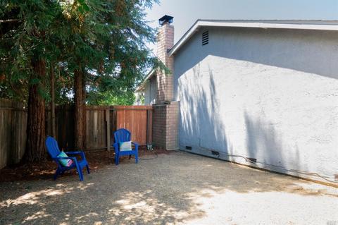 660 E Creekside Cir, Dixon, CA 95620 photo 40