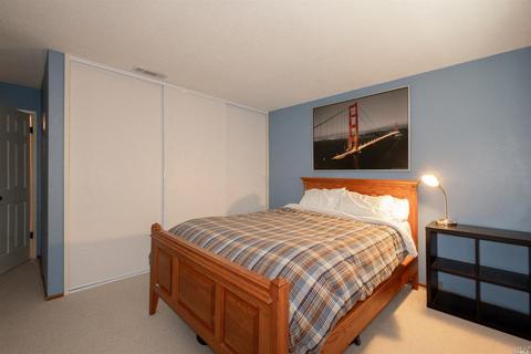 660 E Creekside Cir, Dixon, CA 95620 photo 32