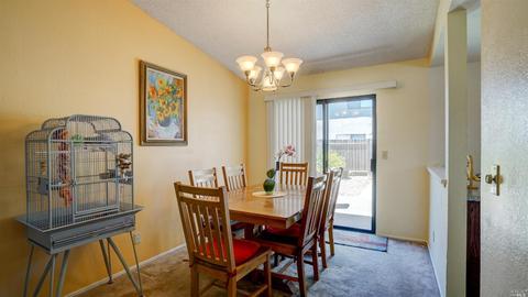1075 Scott St, Fairfield, CA 94533 photo 8
