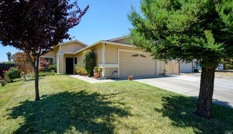 1075 Scott St, Fairfield, CA 94533 photo 3