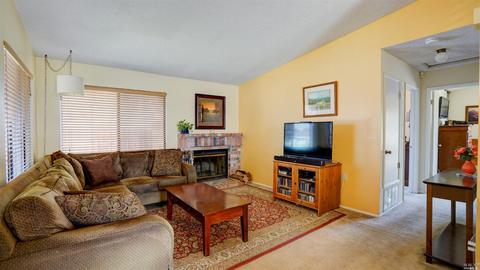 1075 Scott St, Fairfield, CA 94533 photo 6