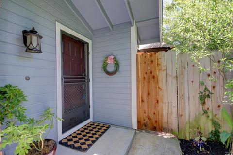 1770 Devonshire Dr, Benicia, CA 94510 photo 2