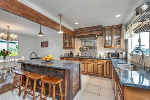 715 Cindy Ln, Petaluma, CA 94952 photo 4