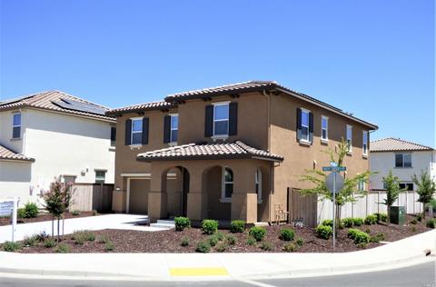 575 W Cherry St, Dixon, CA 95620 photo 2