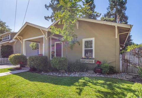 1539 E St, Napa, CA 94559 photo 1