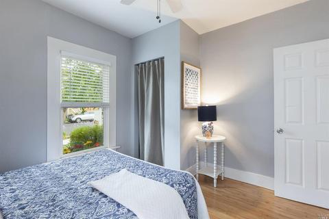1539 E St, Napa, CA 94559 photo 14