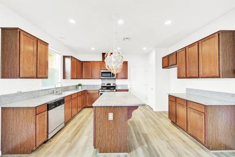 2570 Walker Dr, Fairfield, CA 94533 photo 6