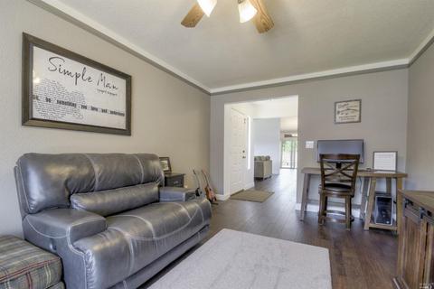 289 Eagle Dr, Cotati, CA 94931 photo 5