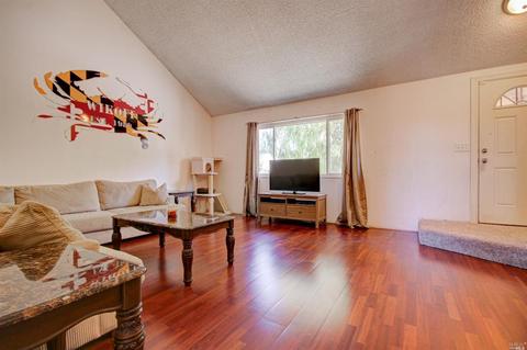 2318 Baldwin Ct, Fairfield, CA 94533 photo 4