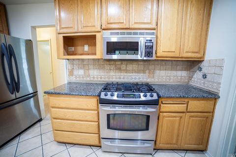 234 Cottonwood Dr, Vallejo, CA 94591 photo 8