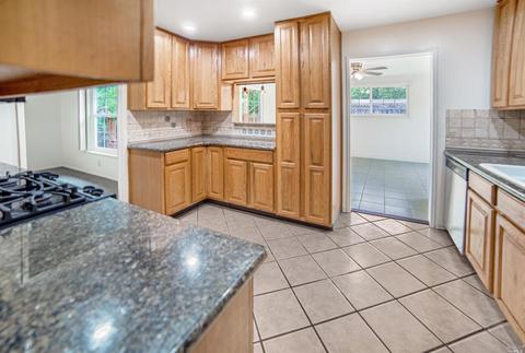 234 Cottonwood Dr, Vallejo, CA 94591 photo 9