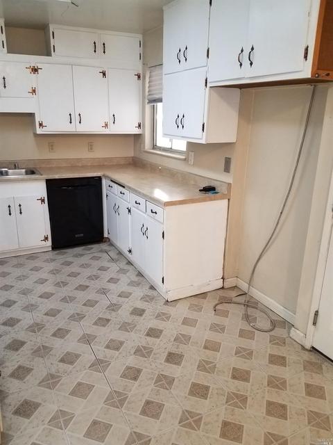 1536 Henry St, Fairfield, CA 94533 photo 6