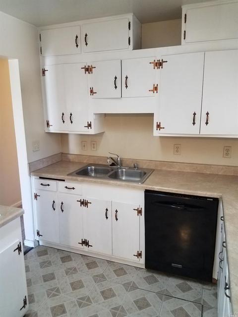 1536 Henry St, Fairfield, CA 94533 photo 8