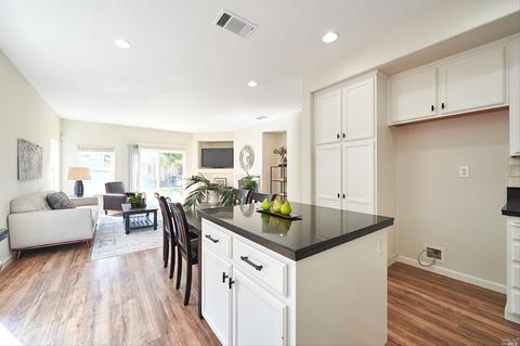 615 Abbey Dr, Fairfield, CA 94534 photo 14