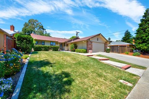 610 Walnut Ave, Vacaville, CA 95688 photo 2