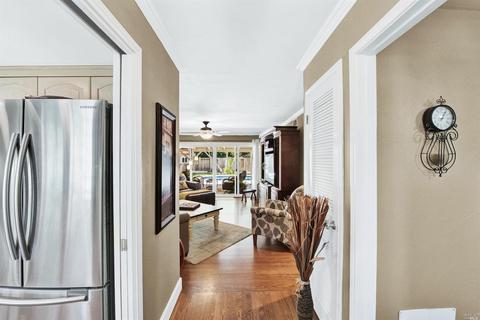 610 Walnut Ave, Vacaville, CA 95688 photo 9