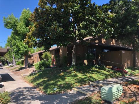 421 NW Bernice Ln, Sonoma, CA 95476 photo 1