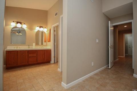 268 Silver Eagle Way, Vacaville, CA 95688 photo 36