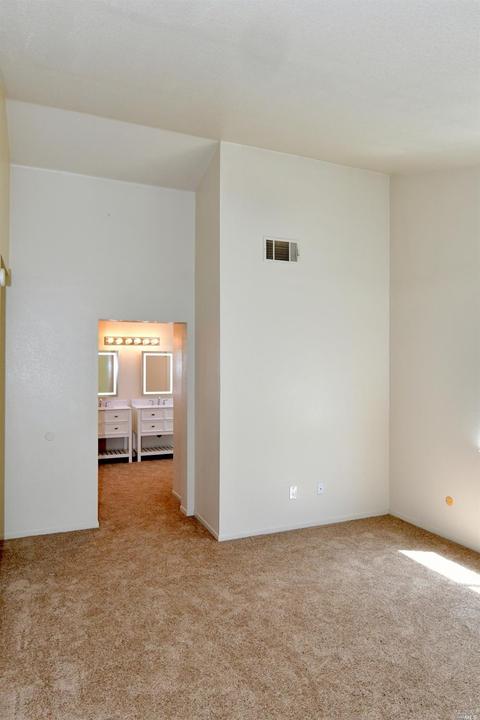 1443 Gateway Dr, Vallejo, CA 94589 photo 10