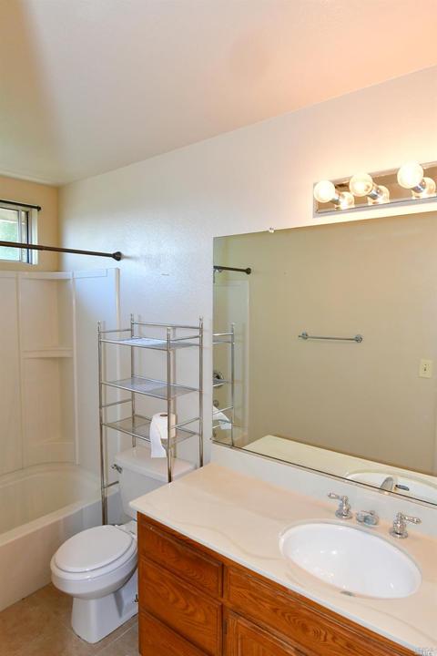 1443 Gateway Dr, Vallejo, CA 94589 photo 8