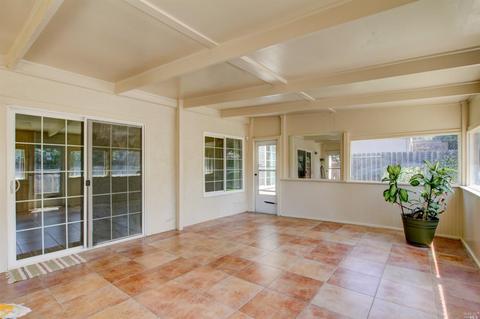 211 Willow St, Vallejo, CA 94589 photo 14