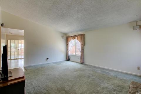 211 Willow St, Vallejo, CA 94589 photo 5