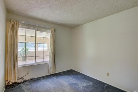 211 Willow St, Vallejo, CA 94589 photo 11