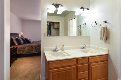 220 Frederick Dr, Napa, CA 94559 photo 13